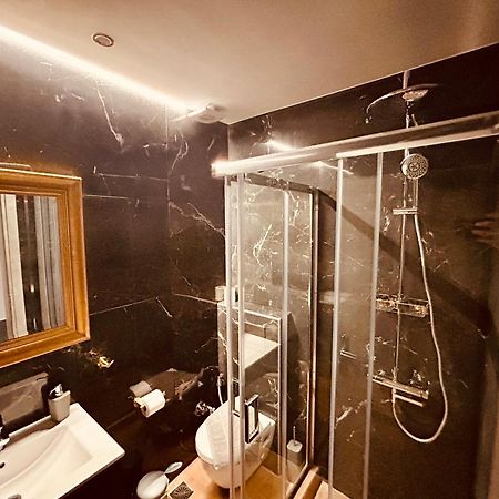 Port Twins Suites No1 比雷埃夫斯 外观 照片